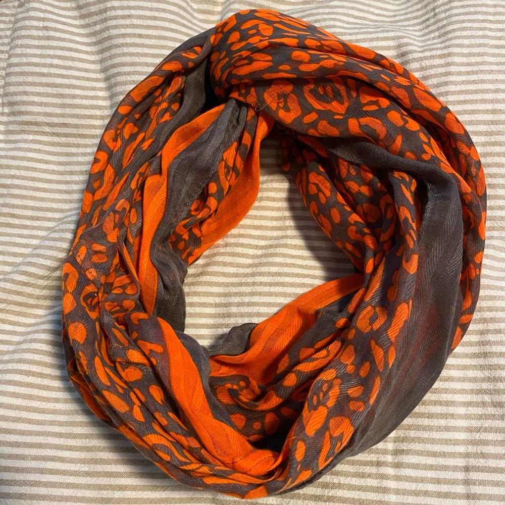Infinity scarf